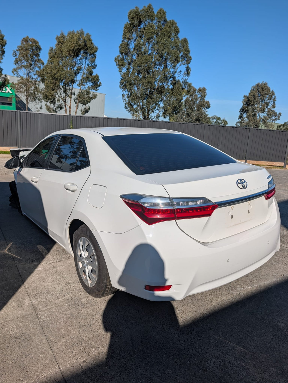 2018 Toyota Corolla Sedan - Wrecking (#228)