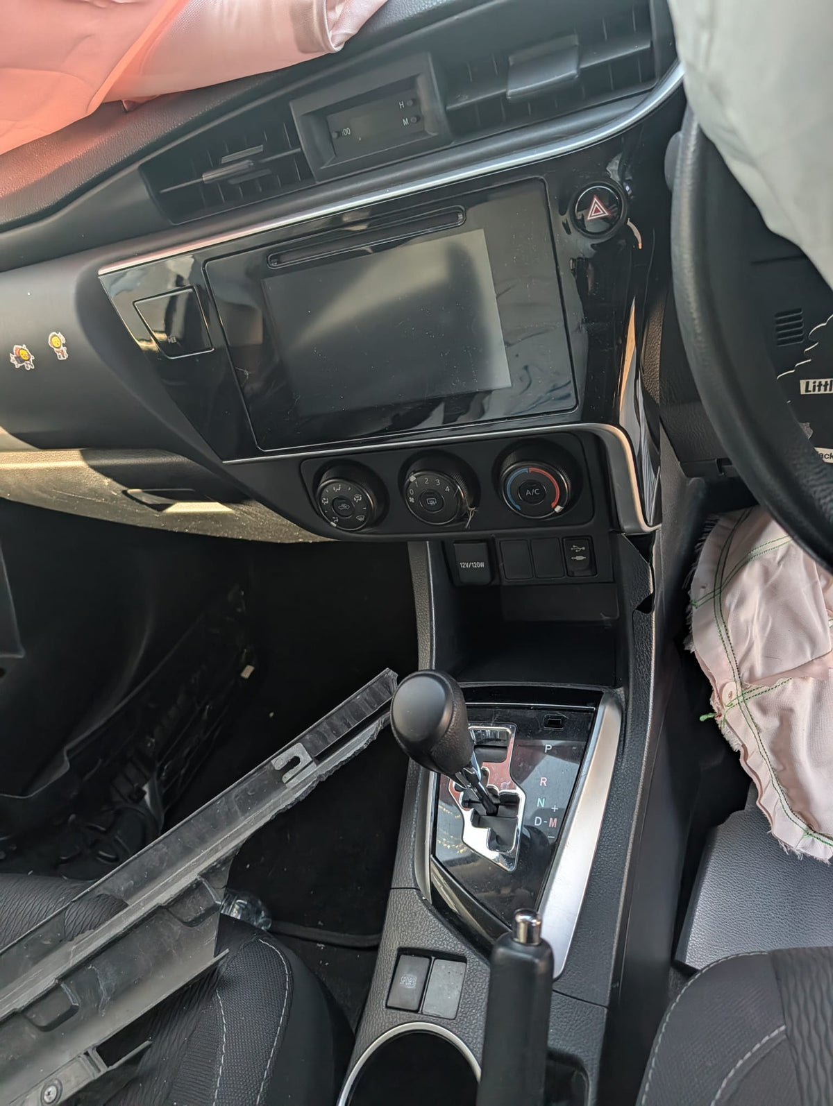 2018 Toyota Corolla Sedan - Wrecking (#228)