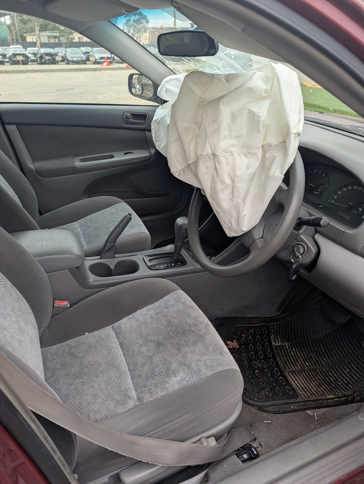 2004 Toyota Camry - Wrecking (#223)