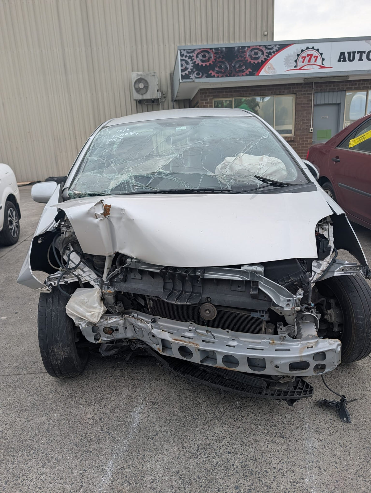 2006 Toyota Yaris - Wrecking (#K013)