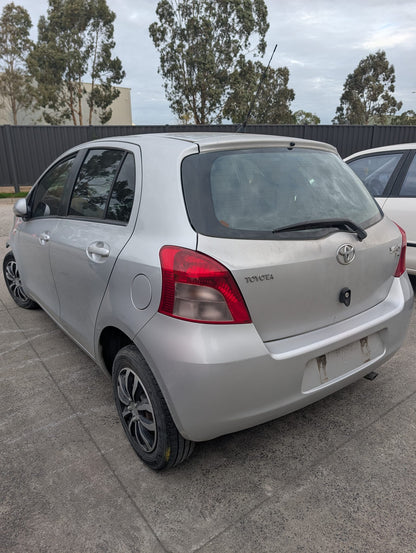 2006 Toyota Yaris - Wrecking (#K013)