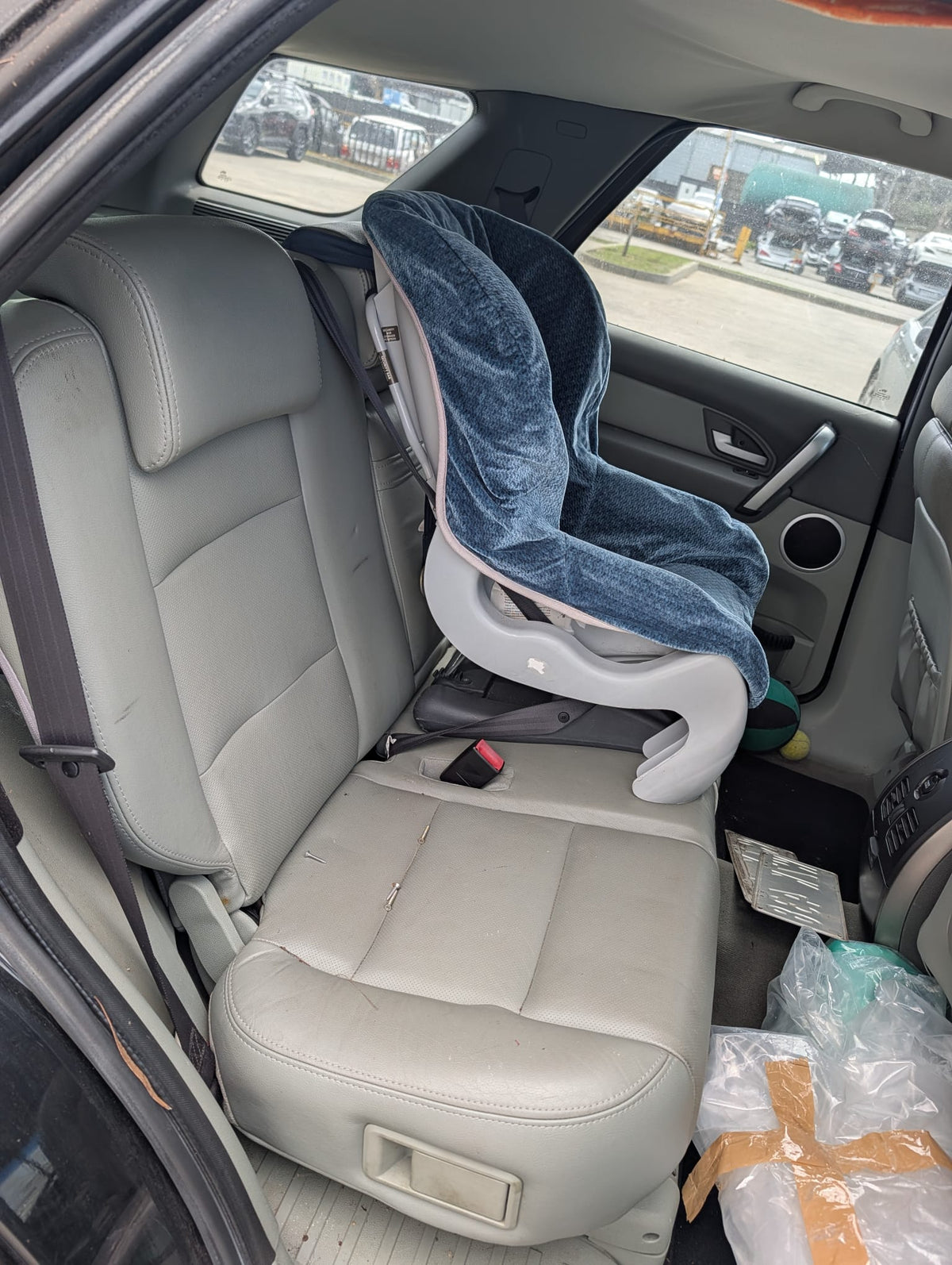 2005 Ford Territory - Wrecking (#239)