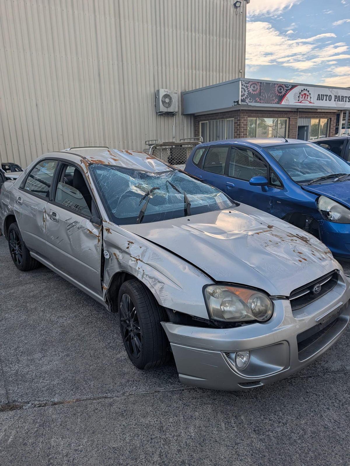 2005 Subaru Impreza - Wrecking (#K018)