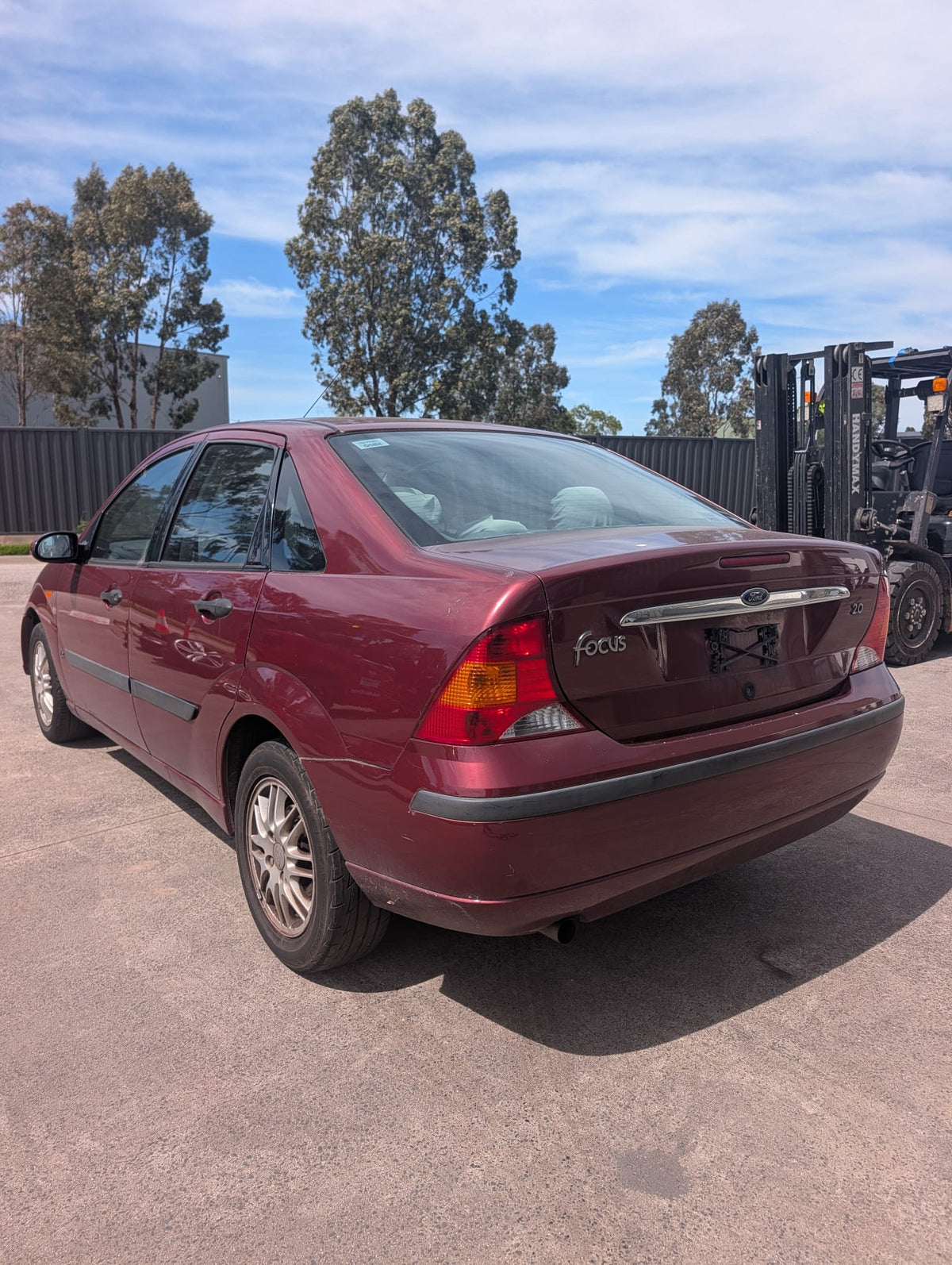 2003 Ford Focus - Wrecking (#249)