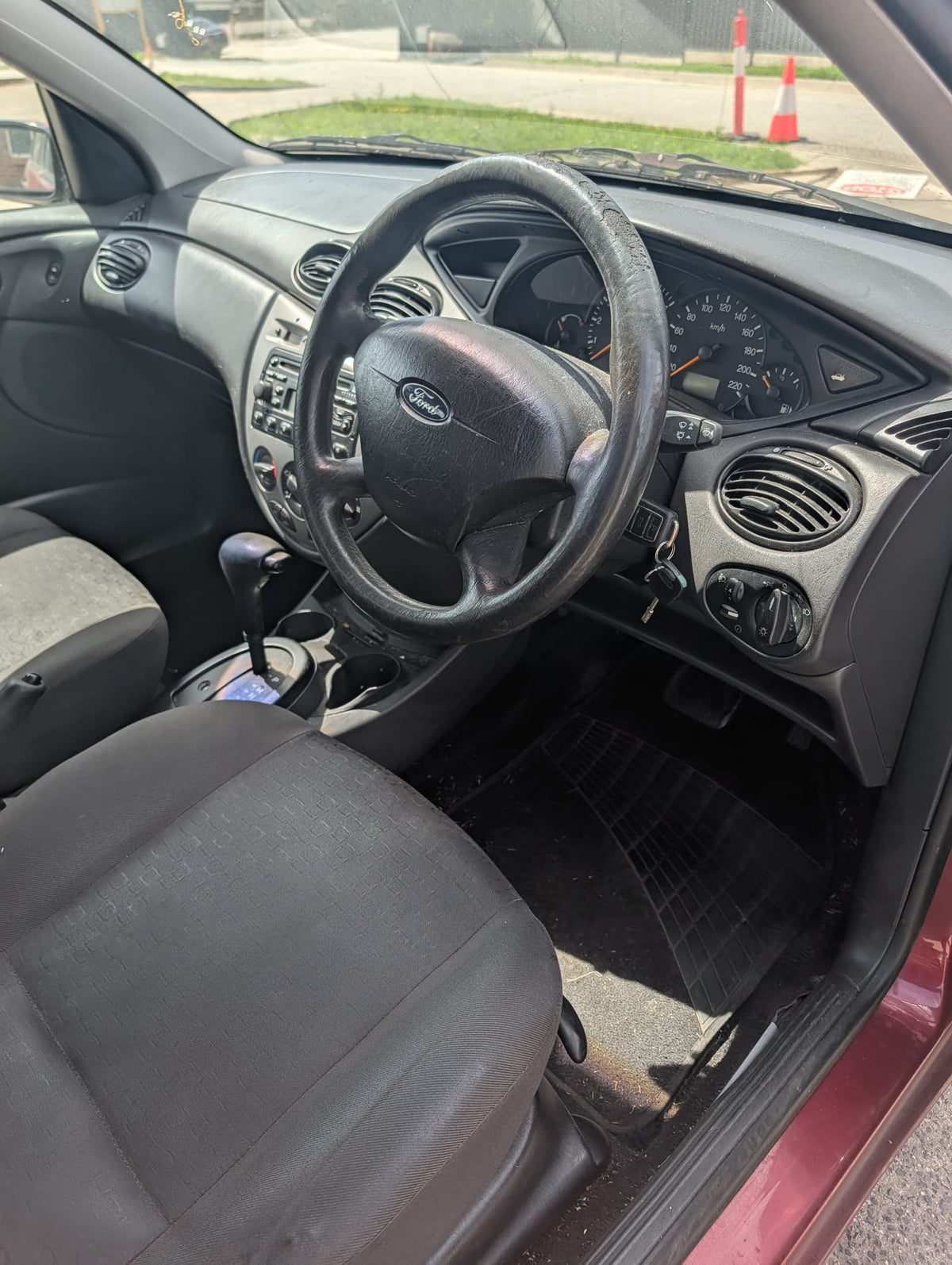 2003 Ford Focus - Wrecking (#249)