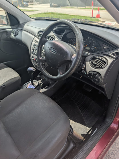 2003 Ford Focus - Wrecking (#249)