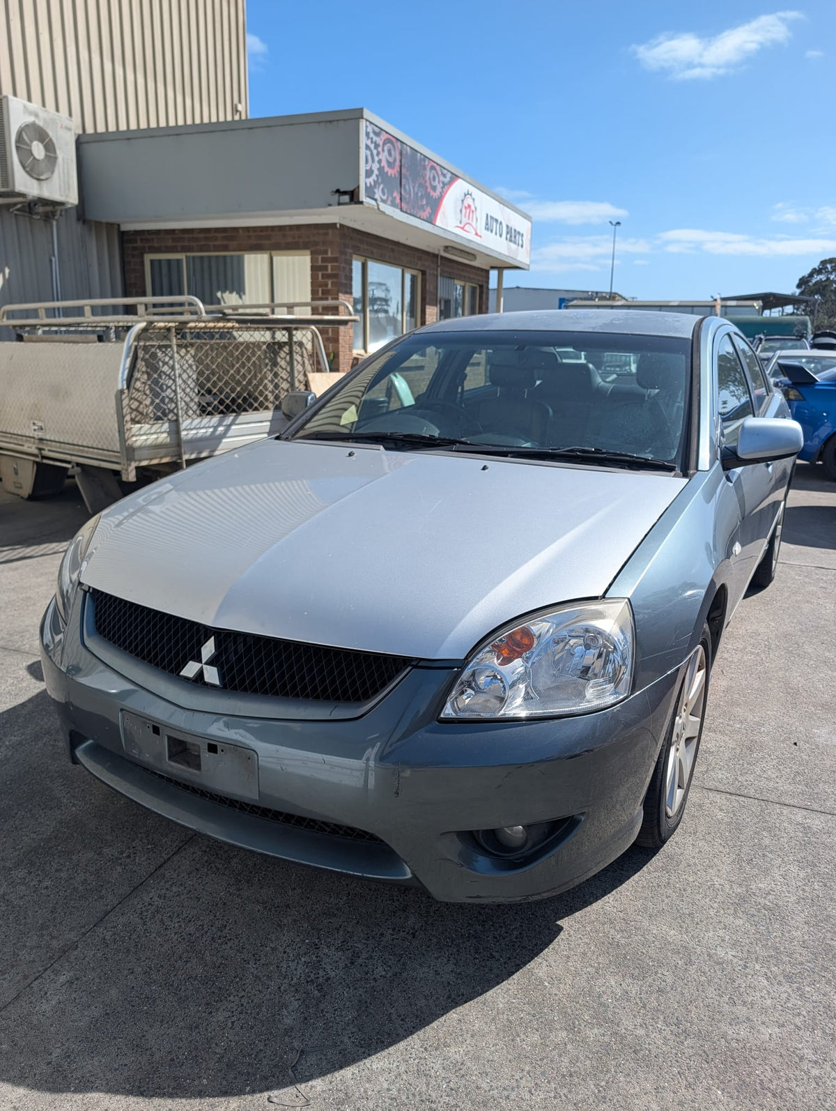 2006 Mitsubishi 380 GT - Wrecking (#250)