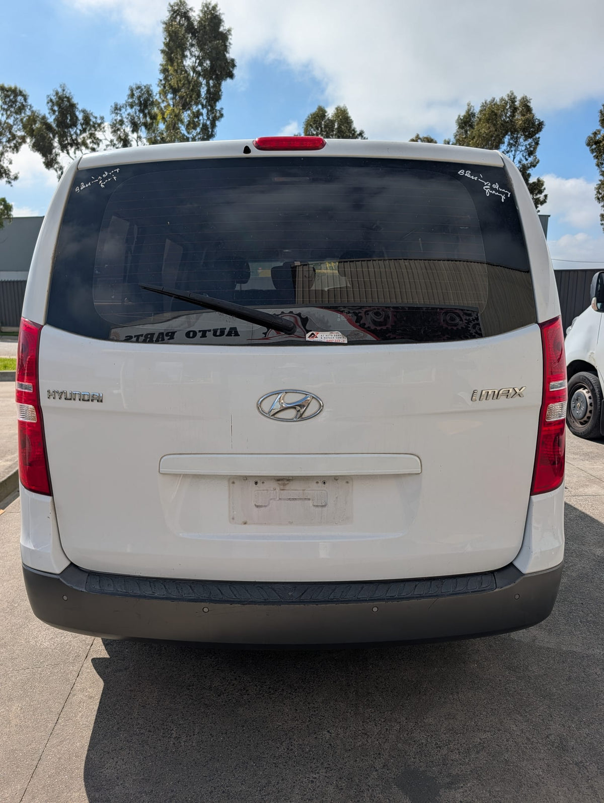 2014 Hyundai iMax - Wrecking (#268)