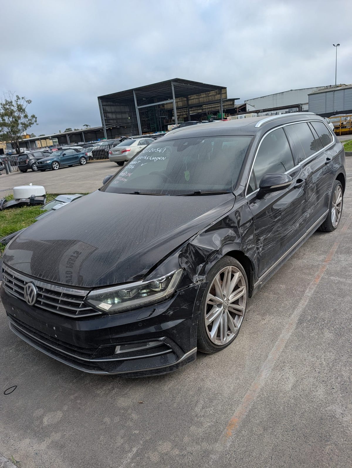 2016 Volkswagen Passat wagon stock 265 photo 1