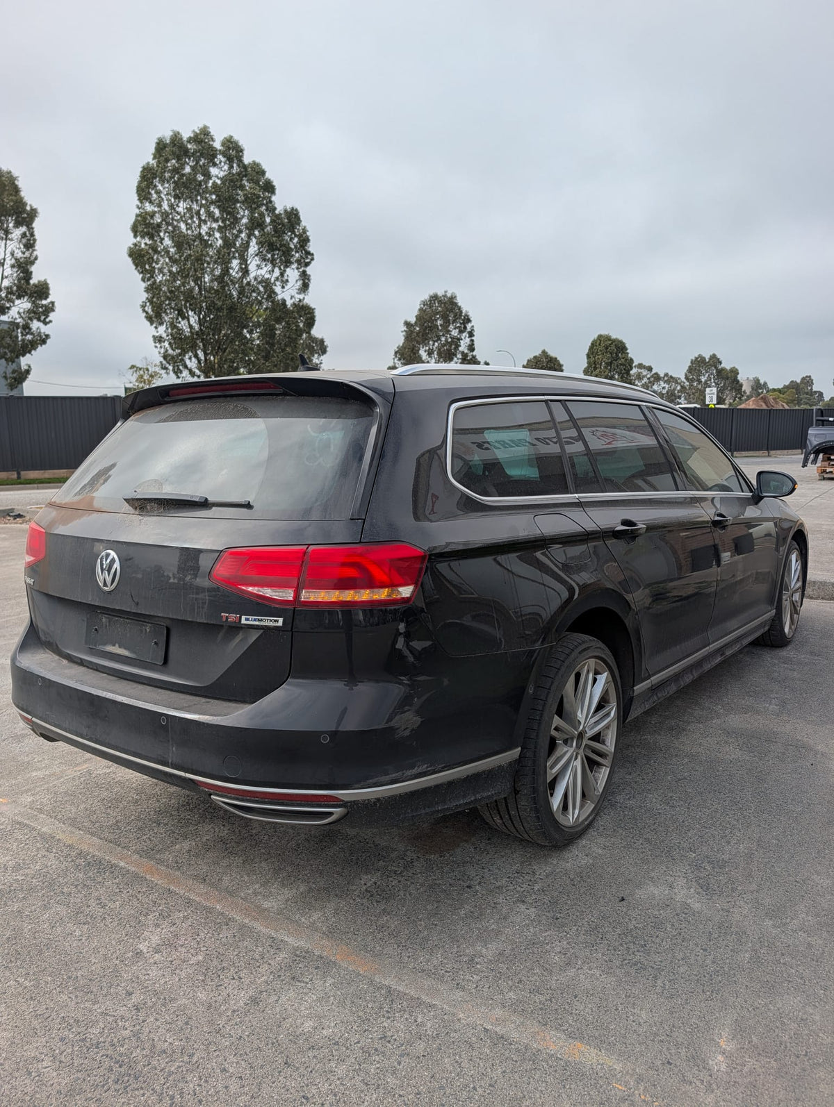 2016 Volkswagen Passat wagon stock 265 photo 5