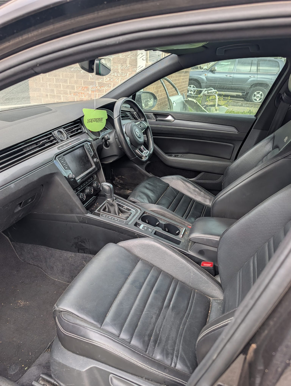 2016 Volkswagen Passat wagon stock 265 photo 9