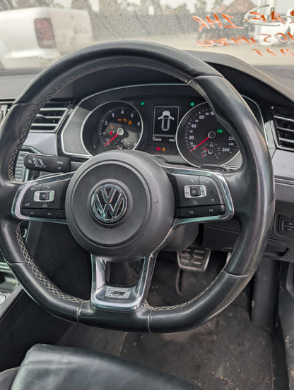 2016 Passat steering wheel