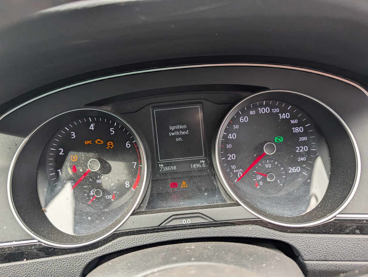 2016 Passat instrument cluster
