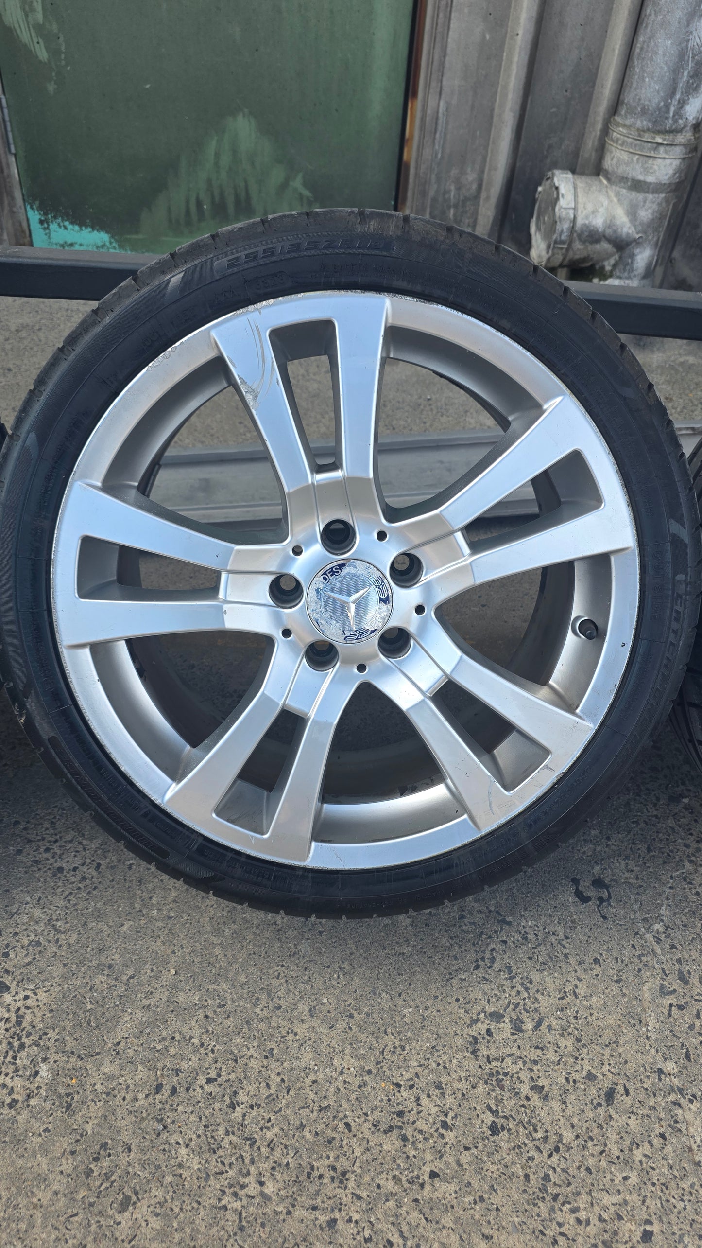 4X Mercedes Benz W204 Wheels with tyre set (18inch)