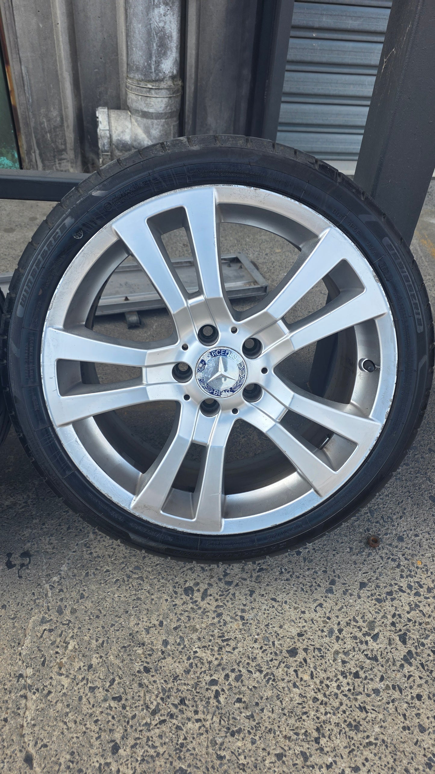 4X Mercedes Benz W204 Wheels with tyre set (18inch)