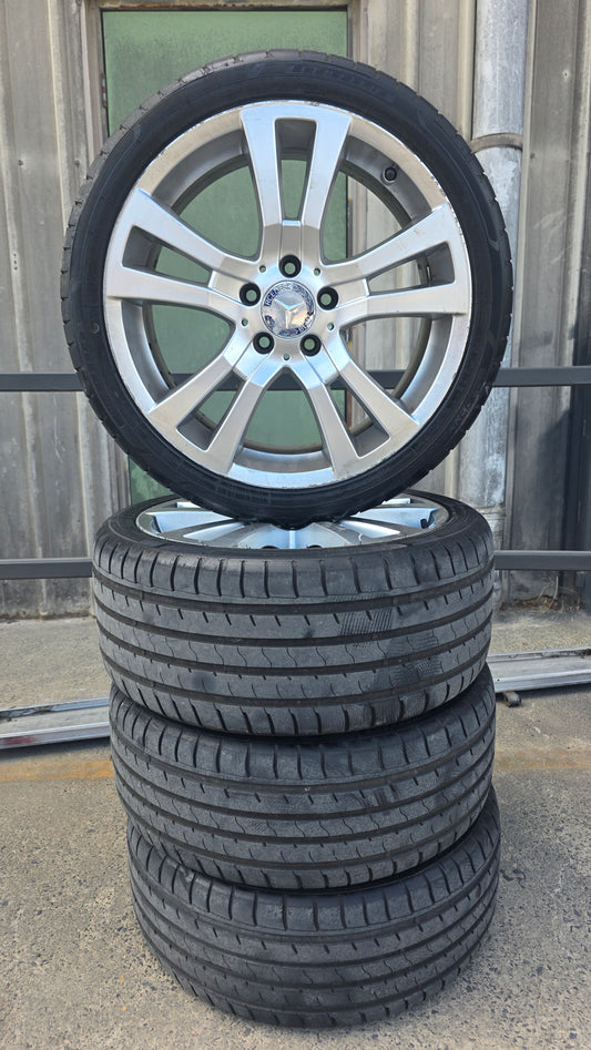 4X Mercedes Benz W204 Wheels with tyre set (18inch)