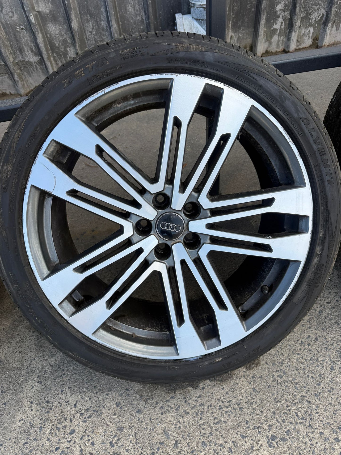 21inch Audi SQ5 Wheels (255/40 ZR21)