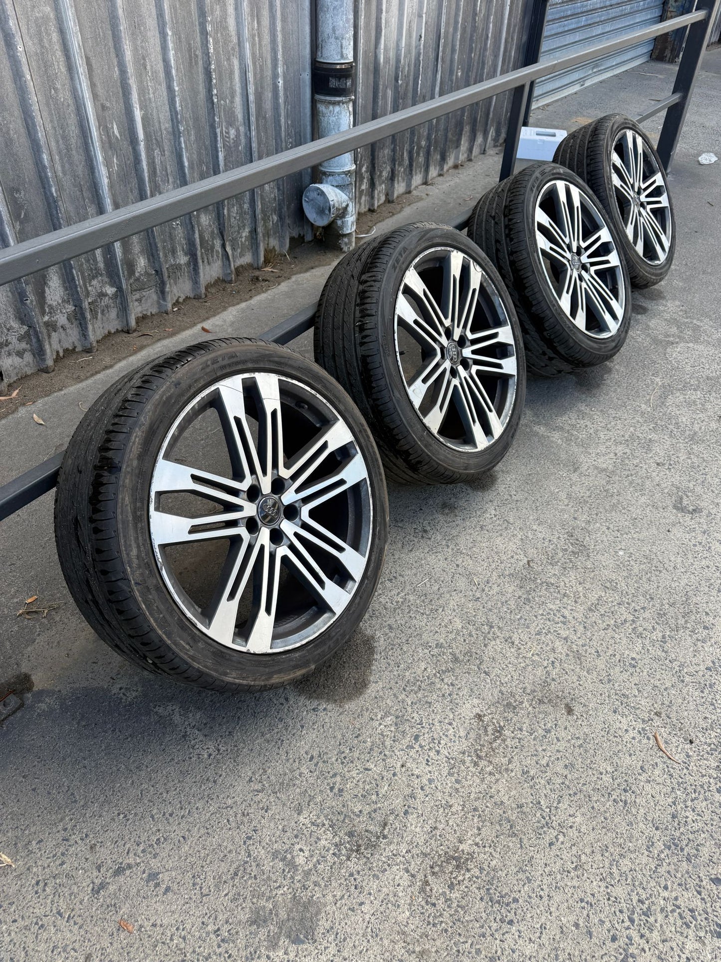 21inch Audi SQ5 Wheels (255/40 ZR21)
