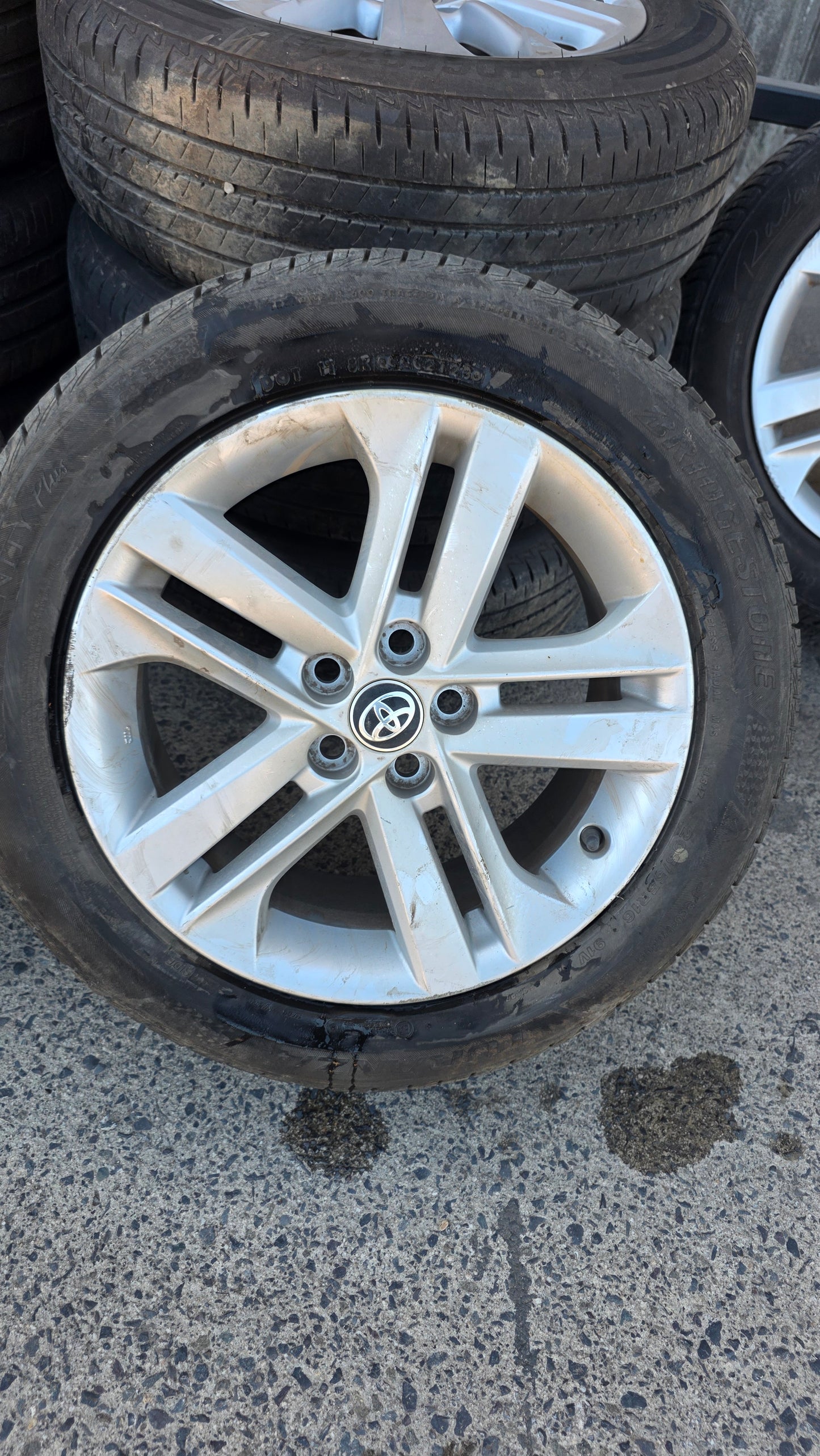 5X Toyota Corolla Wheels (205/55 R16)
