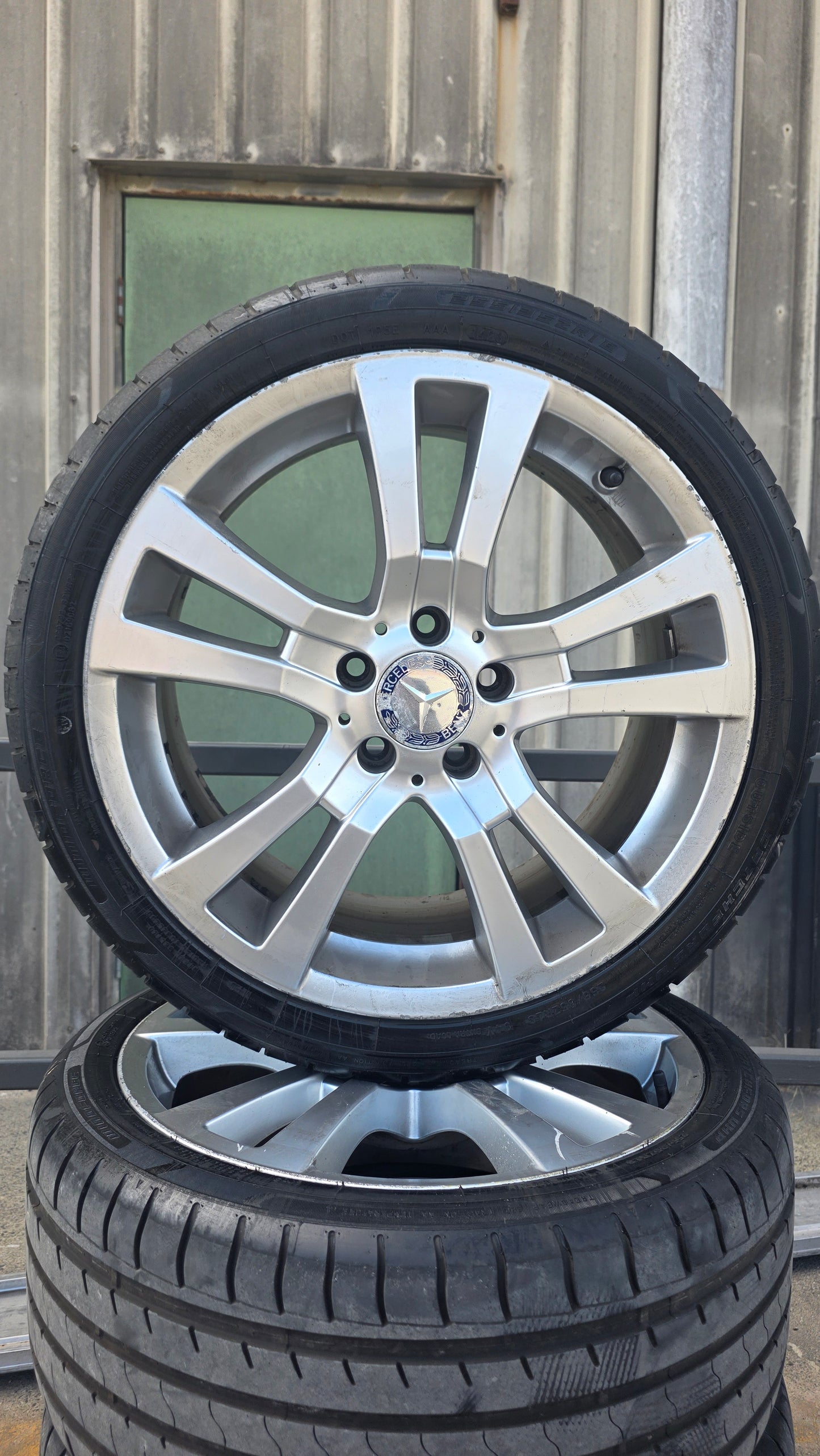 4X Mercedes Benz W204 Wheels with tyre set (18inch)