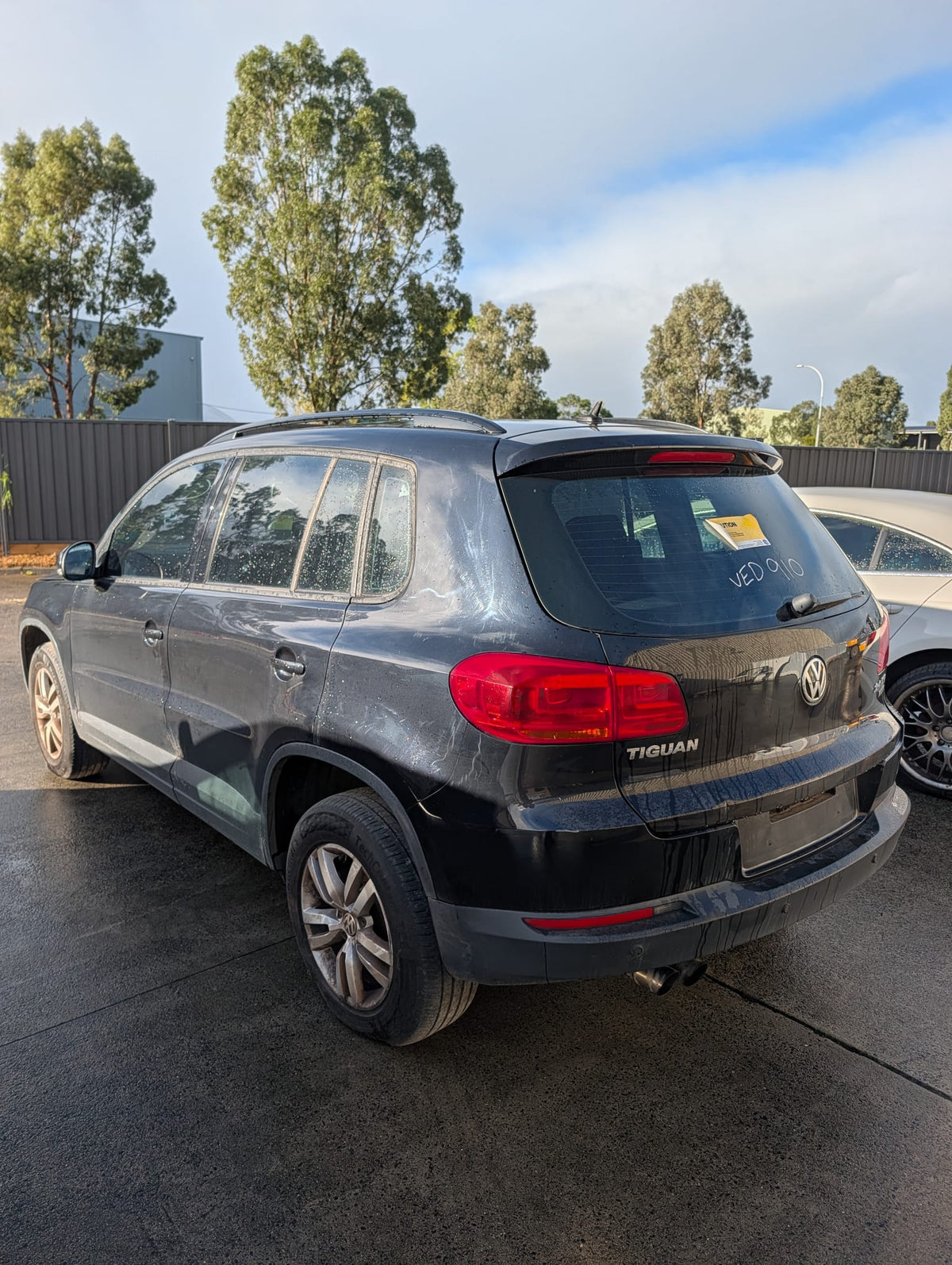 2011 Volkswagen Tiguan 132TSI DSG — stock 197 photo 4