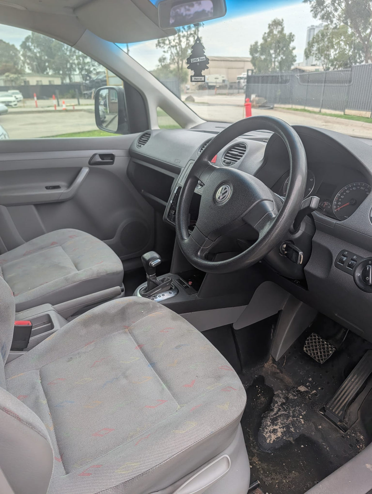 2010 Volkswagen Caddy #248 photo 7