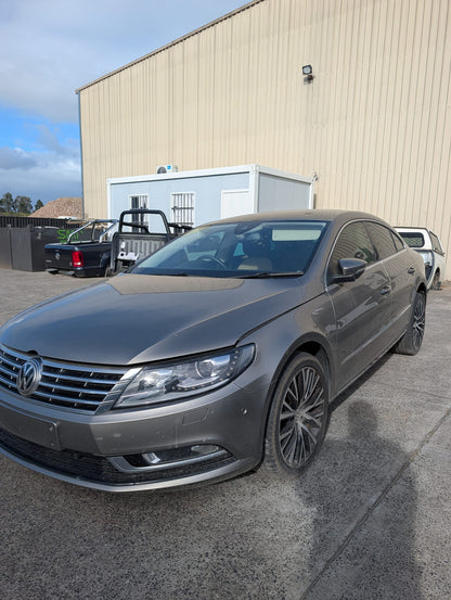 2014 Volkswagen CC stock 257 image 1