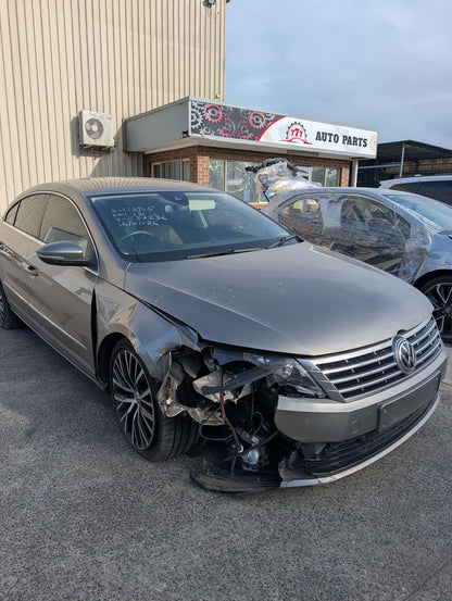 2014 Volkswagen CC stock 257 image 11