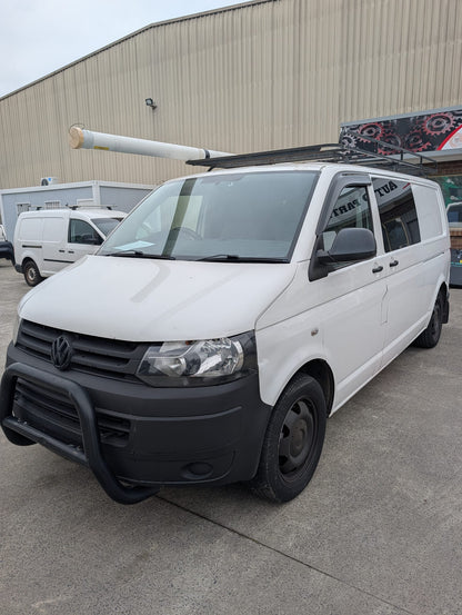 2011 Volkswagen Transporter #211 photo 2