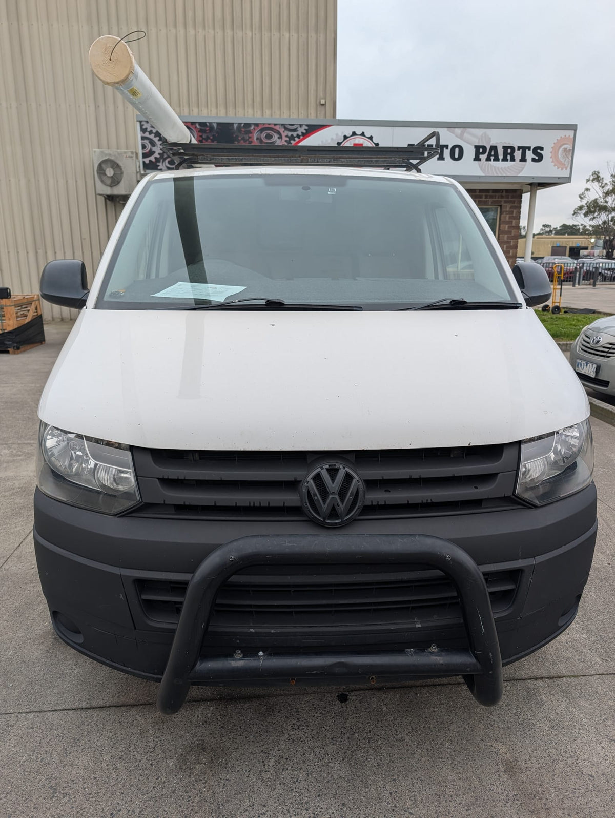 2011 Volkswagen Transporter #211 photo 3