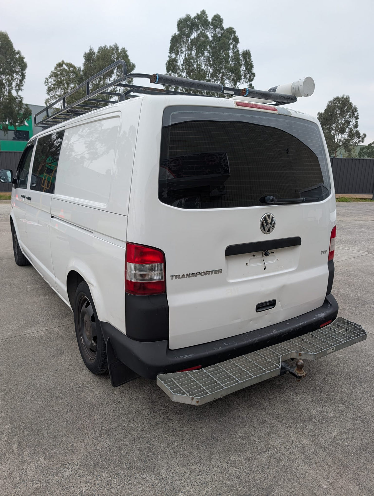 2011 Volkswagen Transporter #211 photo 4