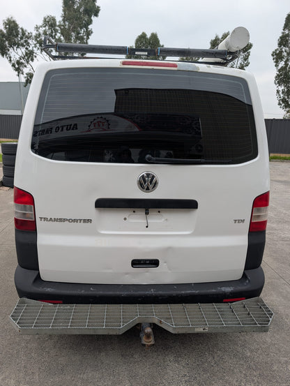 2011 Volkswagen Transporter #211 photo 6