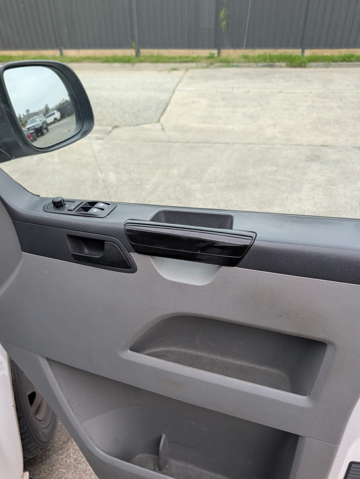2011 Volkswagen Transporter #211 photo 11